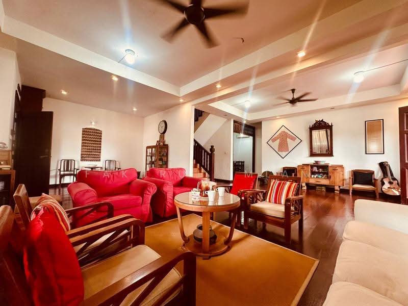 Semi-Detached House for Sale in Bandar Dato Onn (Tebrau) - Fakhrul Imlan - Living Room - PropertyGuru.com.my