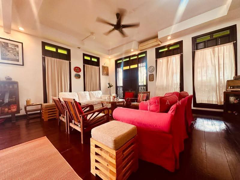 Semi-Detached House for Sale in Bandar Dato Onn (Tebrau) - Fakhrul Imlan - Living Room - PropertyGuru.com.my