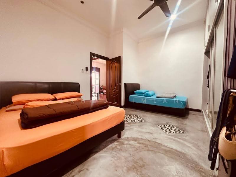 Semi-Detached House for Sale in Bandar Dato Onn (Tebrau) - Fakhrul Imlan - Bedroom - PropertyGuru.com.my