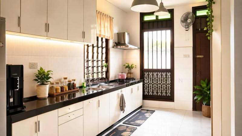 Semi-Detached House for Sale in Bandar Dato Onn (Tebrau) - Fakhrul Imlan - Kitchen - PropertyGuru.com.my