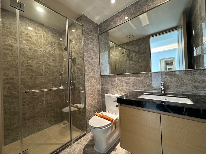 Kondominium untuk Dijual di R&F Princess Cove Phase 2-Seine Region - Darren Chua - Bathroom - PropertyGuru.com.my