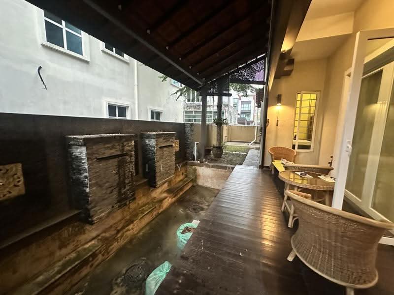 Bungalow House untuk Dijual di Batu 9 (Cheras) - Lily Tan - PropertyGuru.com.my