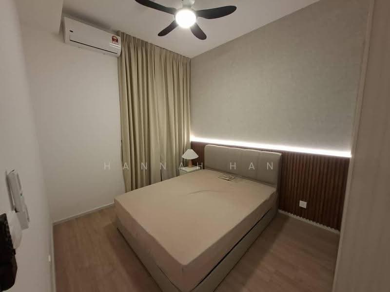 Kediaman Servis untuk Dijual di Laurel Residence - Hannah Han - Bedroom - PropertyGuru.com.my