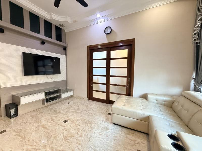 Bungalow House untuk Dijual di Bandar Mahkota Cheras (Cheras) - Lily Tan - Living Room - PropertyGuru.com.my
