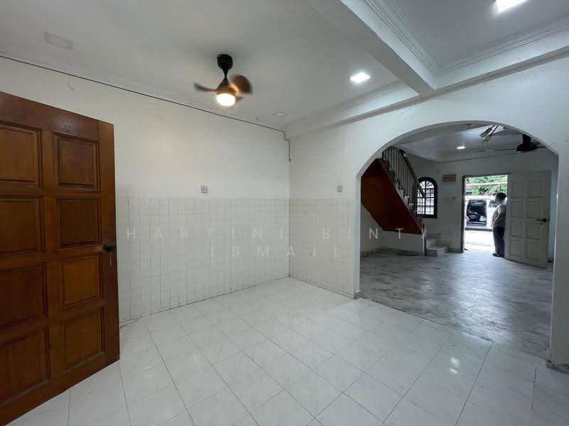 2-storey Terraced House for Sale in Taman Kosas (Ampang) - Hartini Binti Ismail - Interior - PropertyGuru.com.my