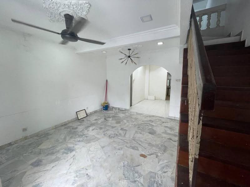 2-storey Terraced House for Sale in Taman Kosas (Ampang) - Hartini Binti Ismail - Living Room - PropertyGuru.com.my