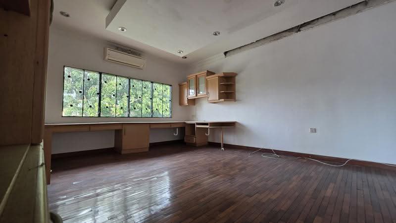 Bungalow House untuk Dijual di Kota Kemuning (Shah Alam) - J J - Study - PropertyGuru.com.my