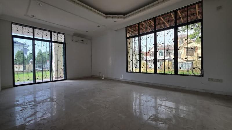 Bungalow House untuk Dijual di Kota Kemuning (Shah Alam) - J J - Living Room - PropertyGuru.com.my