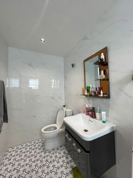 Rumah Teres 2-Tingkat untuk Dijual di Keramat (Kuala Lumpur) - Hartini Binti Ismail - Bathroom - PropertyGuru.com.my