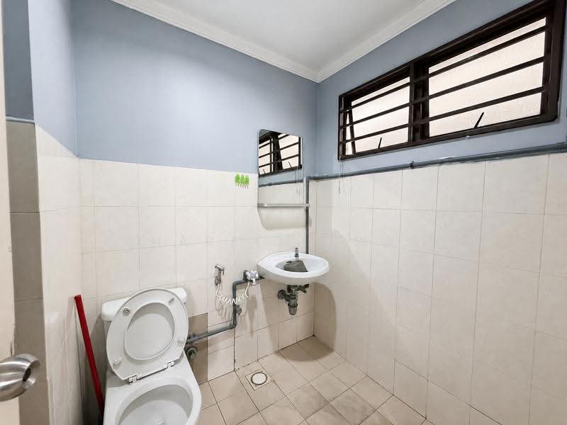 Kondominium untuk Disewa di Palm Spring @ Damansara - Shareen Kwan - Bathroom - PropertyGuru.com.my