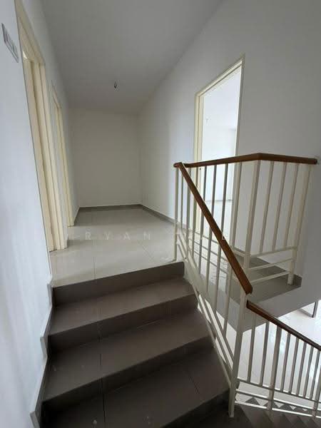 Rumah Teres 2-Tingkat untuk Dijual di Taman Sri Mewah (Klang) - Ryan Swe - Interior - PropertyGuru.com.my