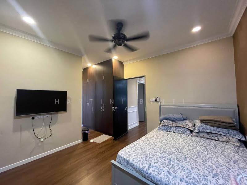 Rumah Bandar untuk Dijual di Puncak Alam (Selangor) - Hartini Binti Ismail - Bedroom - PropertyGuru.com.my