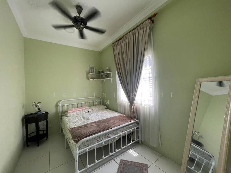Rumah Bandar untuk Dijual di Puncak Alam (Selangor) - Hartini Binti Ismail - Bedroom - PropertyGuru.com.my