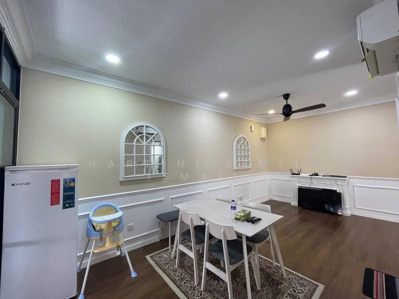 Rumah Bandar untuk Dijual di Puncak Alam (Selangor) - Hartini Binti Ismail - Living Room - PropertyGuru.com.my