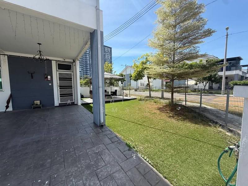 Rumah Bandar untuk Dijual di Puncak Alam (Selangor) - Hartini Binti Ismail - Exterior - PropertyGuru.com.my