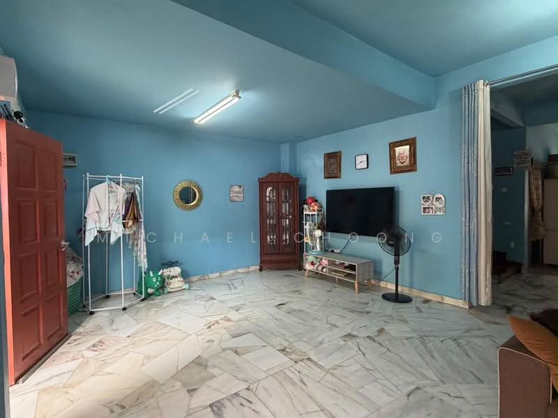 Terraced House for Sale in Taman Tun Perak (Rawang) - Michael Choong - Living Room - PropertyGuru.com.my