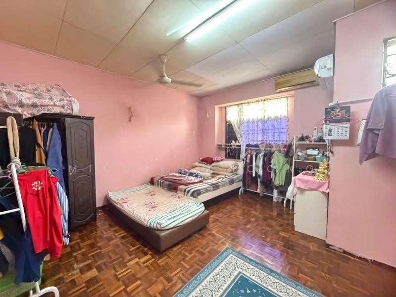 Terraced House for Sale in Taman Tun Perak (Rawang) - Michael Choong - Bedroom - PropertyGuru.com.my