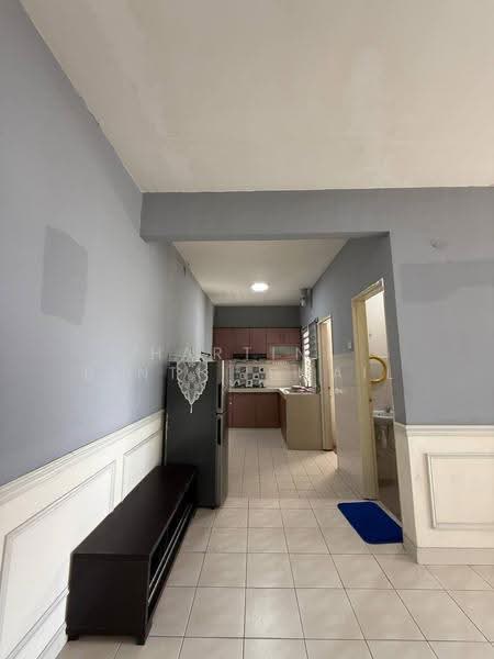 Pangsapuri untuk Dijual di Pangsapuri Mayang (Puncak Jalil) - Hartini Binti Ismail - Kitchen - PropertyGuru.com.my