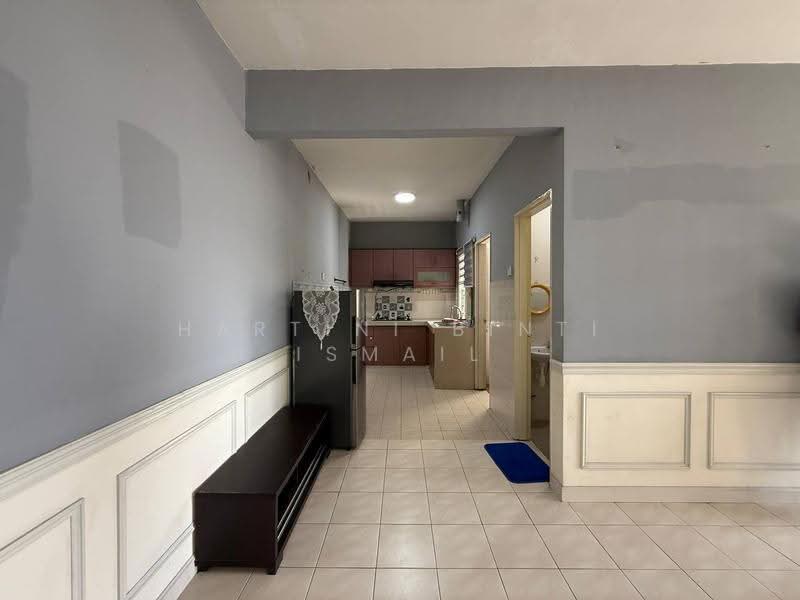Pangsapuri untuk Dijual di Pangsapuri Mayang (Puncak Jalil) - Hartini Binti Ismail - Kitchen - PropertyGuru.com.my