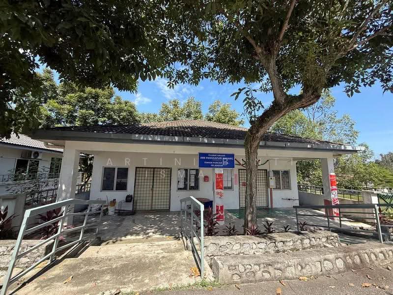 Pangsapuri untuk Dijual di Pangsapuri Mayang (Puncak Jalil) - Hartini Binti Ismail - Exterior - PropertyGuru.com.my