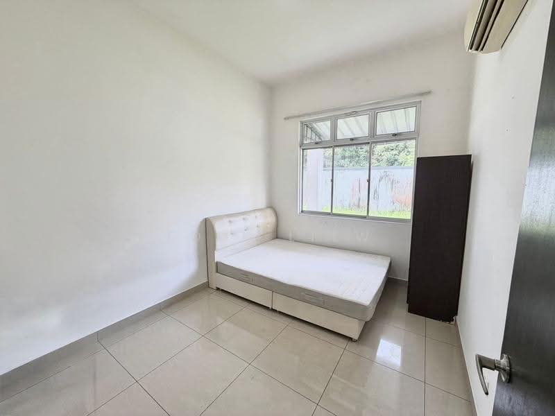 Rumah Teres 2-Tingkat untuk Dijual di Taman Molek (Johor Bahru) - Eden Liew - Bedroom - PropertyGuru.com.my