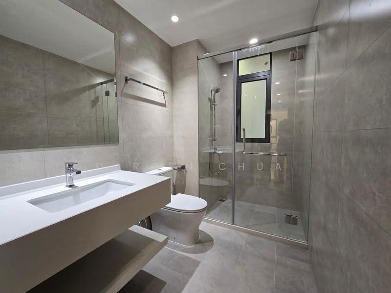 Pangsapuri untuk Dijual di R&F Princess Cove Phase 3-New Casa Suites - Darren Chua - Bathroom - PropertyGuru.com.my