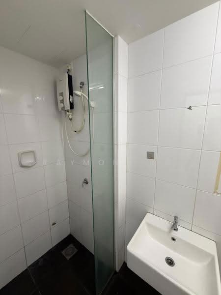 Kondominium untuk Disewa di Unipark Condominium - Raymond Ng - Bathroom - PropertyGuru.com.my