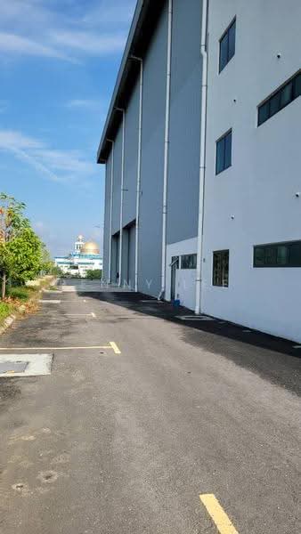 Warehouse for Rent in Kampung Baru Balakong (Balakong) - Benny Lee - PropertyGuru.com.my