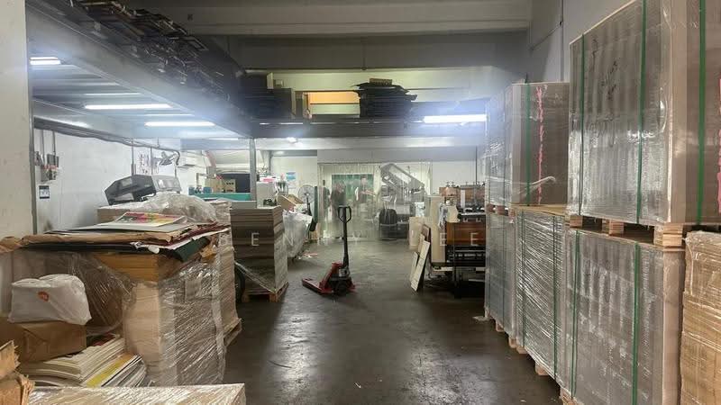 Factory for Sale in Taman Perindustrian Bukit Serdang (Seri Kembangan) - Benny Lee - Interior - PropertyGuru.com.my