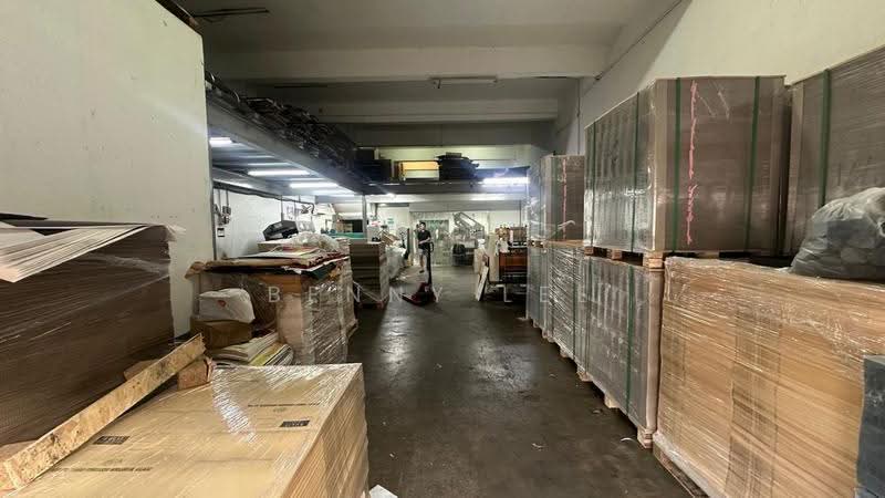 Factory for Sale in Taman Perindustrian Bukit Serdang (Seri Kembangan) - Benny Lee - Interior - PropertyGuru.com.my