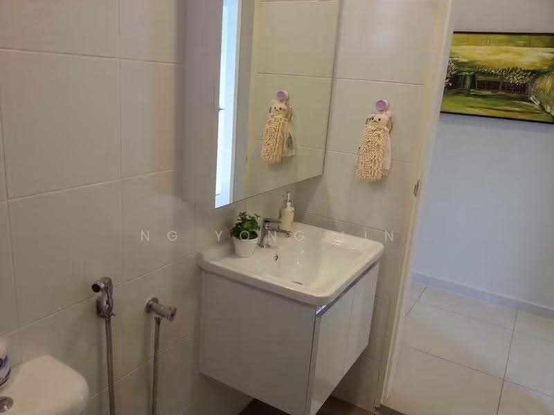 Condominium for Rent at Fairway Suites - Ng Yong Lin - Bathroom - PropertyGuru.com.my