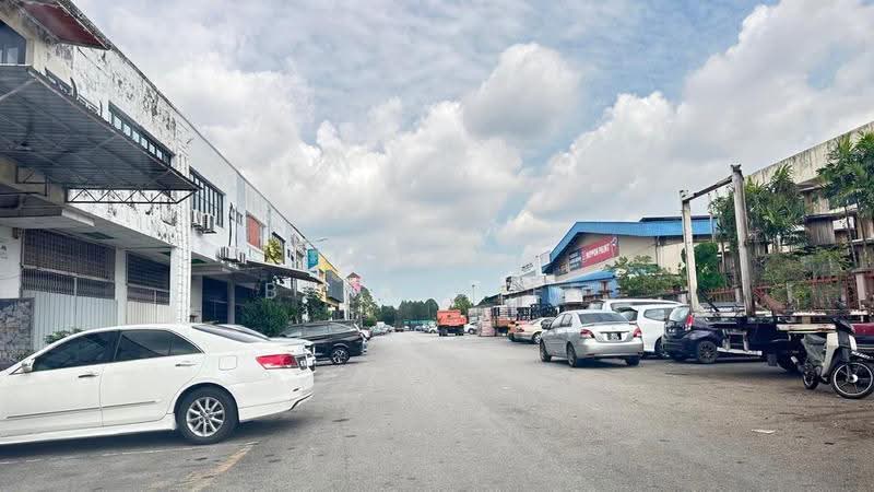 Kilang untuk Dijual di Serdang (Seri Kembangan) - Benny Lee - PropertyGuru.com.my