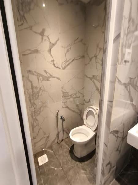 Kediaman Servis untuk Disewa di The Grand Subang Jaya SS13 - Eric Lim - Bathroom - PropertyGuru.com.my