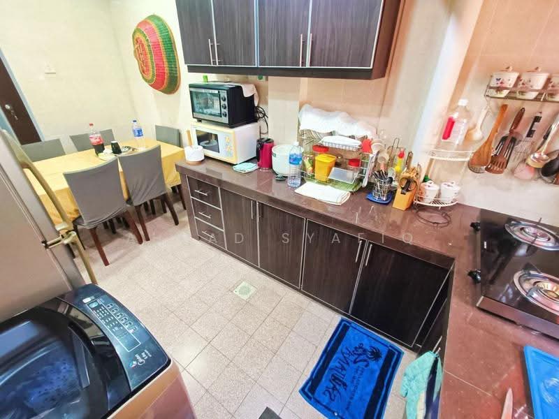 Pangsapuri untuk Dijual di Pangsapuri Desa Subang - Ahmad Syafiq - Kitchen - PropertyGuru.com.my