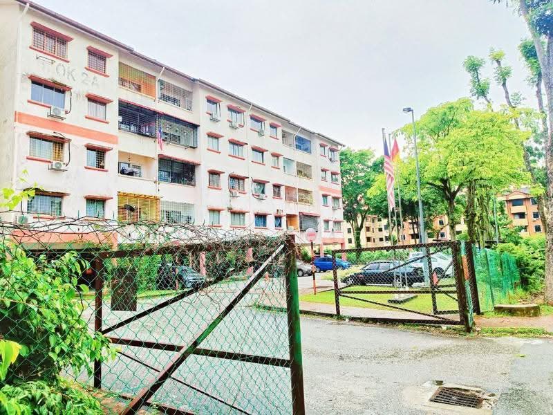 Pangsapuri untuk Dijual di Pangsapuri Desa Subang - Ahmad Syafiq - Exterior - PropertyGuru.com.my