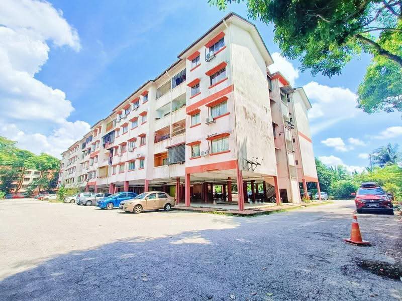 Pangsapuri untuk Dijual di Pangsapuri Desa Subang - Ahmad Syafiq - Exterior - PropertyGuru.com.my