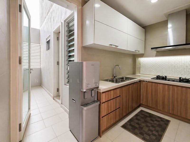 Rumah Bandar untuk Dijual di Putra Heights (Subang Jaya) - Nobeille Chung - Kitchen - PropertyGuru.com.my