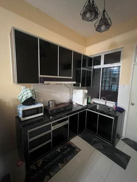 2-storey Terraced House for Rent in Taman Bestari Perdana (Pasir Gudang) - YC Fung - Kitchen - PropertyGuru.com.my