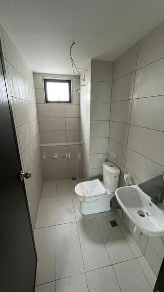 Kediaman Servis untuk Dijual di MARC Residences - Jane Ng - Bathroom - PropertyGuru.com.my