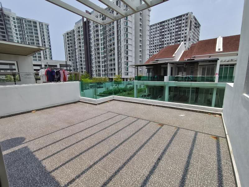 2-storey Terraced House for Sale in Taman Lembah Indah (Simpang Ampat) - Jane Ng - Balcony - PropertyGuru.com.my
