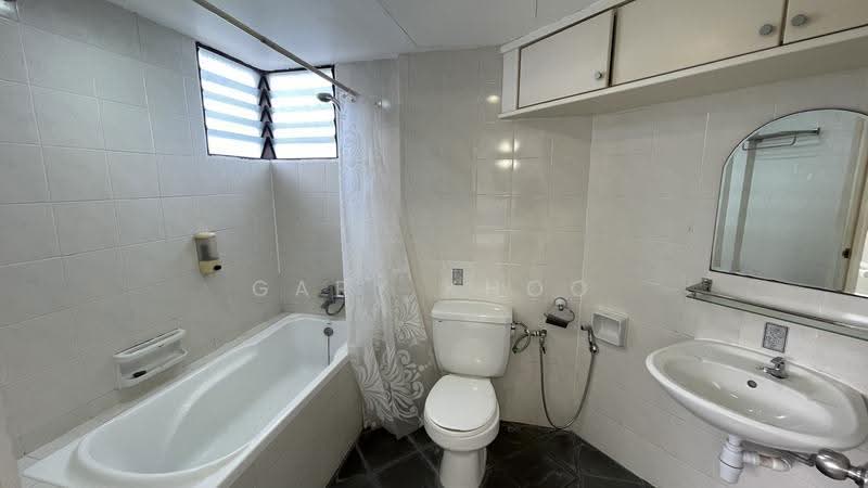 Kondominium untuk Disewa di Miami Green - Gary Khoo - Bathroom - PropertyGuru.com.my