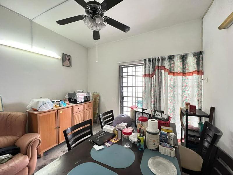 2.5-storey Terraced House for Sale in Bandar Sri Damansara (Selangor) - Alven Lim - Dining Room - PropertyGuru.com.my