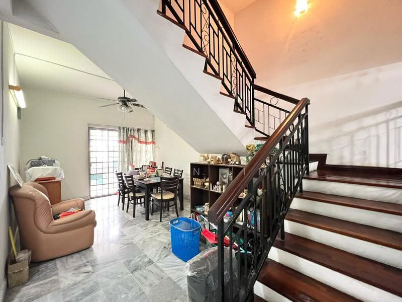 2.5-storey Terraced House for Sale in Bandar Sri Damansara (Selangor) - Alven Lim - Living Room - PropertyGuru.com.my