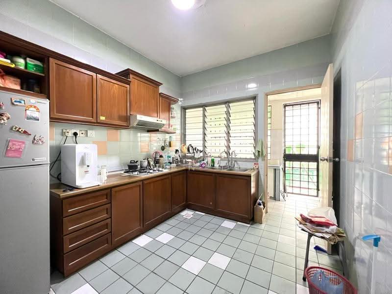 2.5-storey Terraced House for Sale in Bandar Sri Damansara (Selangor) - Alven Lim - Kitchen - PropertyGuru.com.my