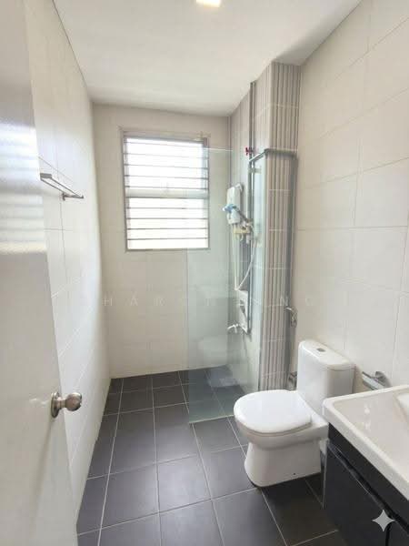 Semi-Detached House for Sale in Taman Sri Pulai Perdana 2 (Skudai) - Sharon Ong - Bathroom - PropertyGuru.com.my