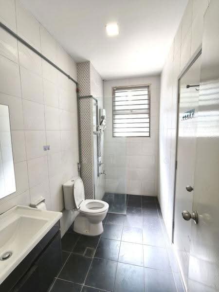 Semi-Detached House for Sale in Taman Sri Pulai Perdana 2 (Skudai) - Sharon Ong - Bathroom - PropertyGuru.com.my