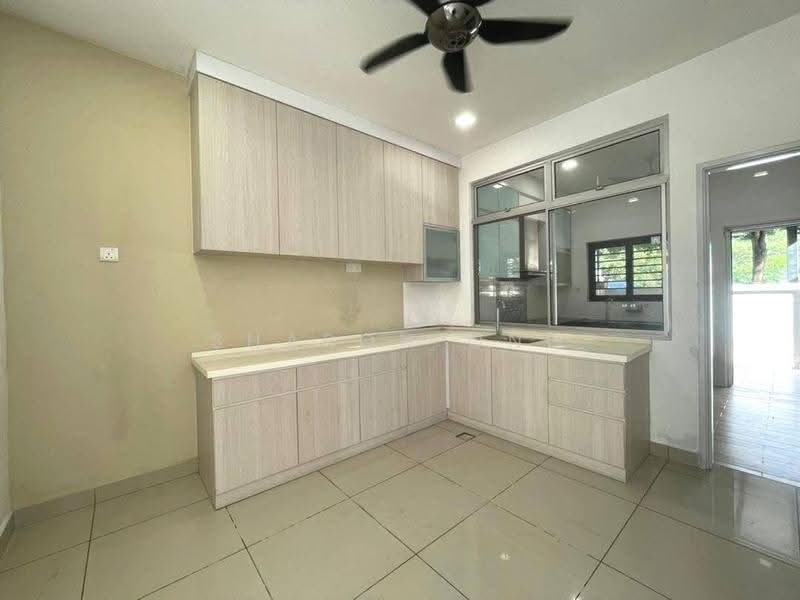 Semi-Detached House for Sale in Taman Sri Pulai Perdana 2 (Skudai) - Sharon Ong - Kitchen - PropertyGuru.com.my