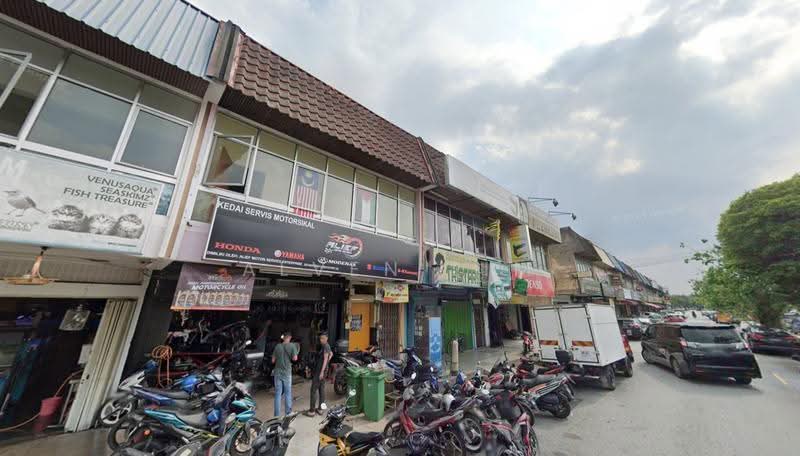 Shop for Sale in Taman Sri Serdang (Seri Kembangan) - Alven Lim - Exterior - PropertyGuru.com.my