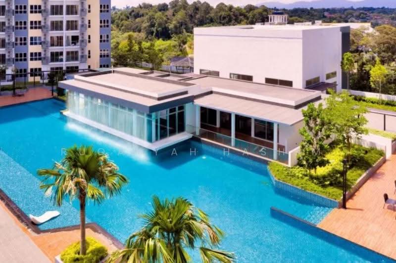 Kediaman Servis untuk Disewa di Cerrado Residence @ Southville City - Ruqayyah Hashim - Pool - PropertyGuru.com.my
