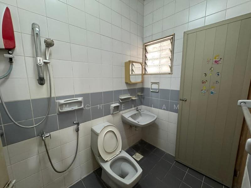 2-storey Terraced House for Sale in Jalan SS22A, SS 22a, Damansara Jaya, PJ (Petaling Jaya) - Michael Lam - Bathroom - PropertyGuru.com.my